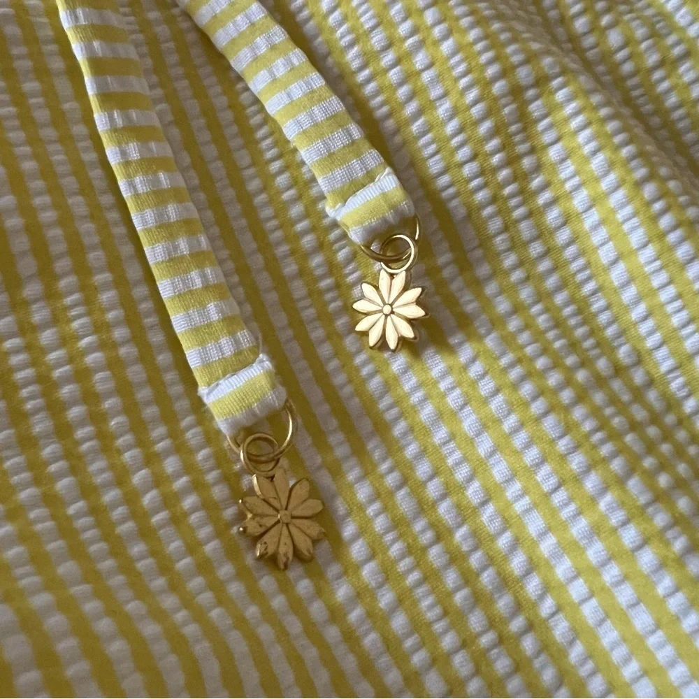 NWT Jessica Simpson Lemon Yellow Scalloped One Piece Swimsuit, size S